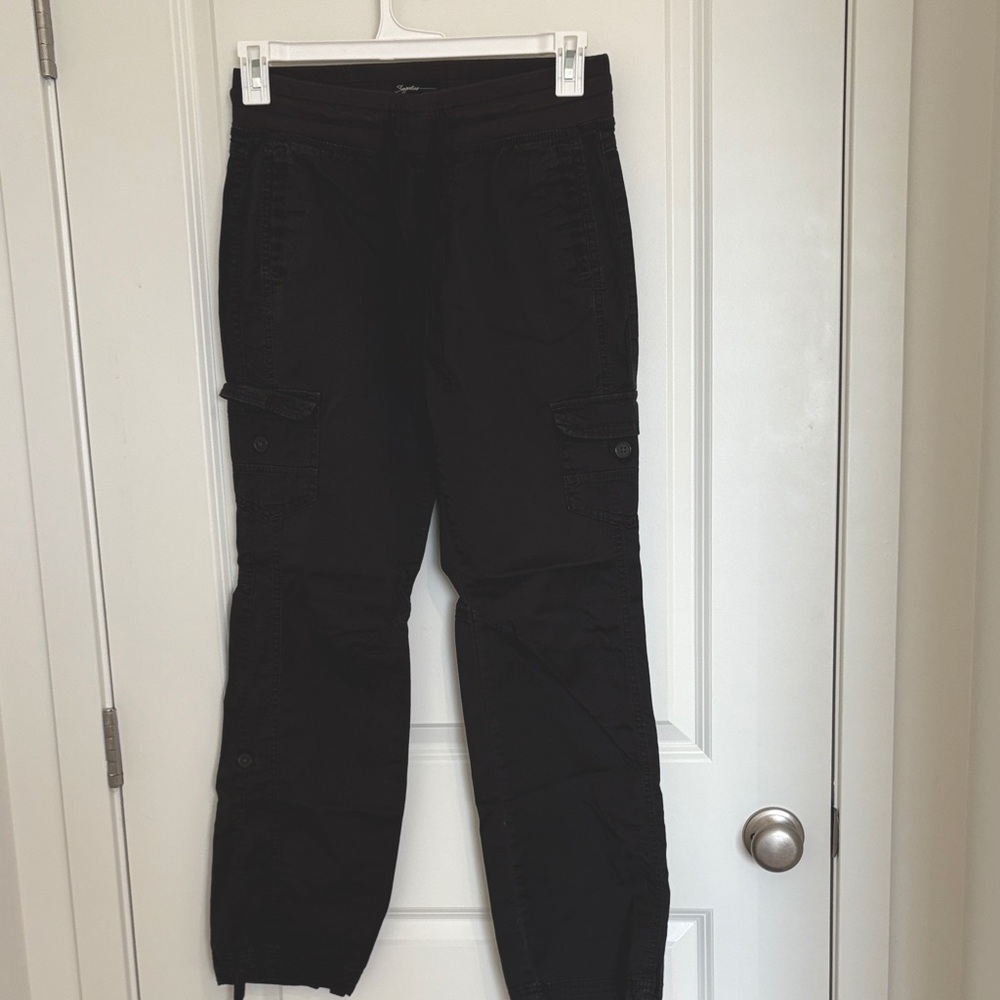 black cargo pants